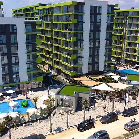 Brooklyn And Pool - Parking Apartment *