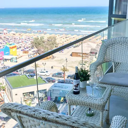 Brooklyn And Pool - Parking Apartament