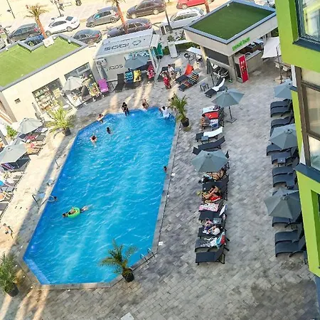Apartment Brooklyn And Pool - Parking Mamaia
